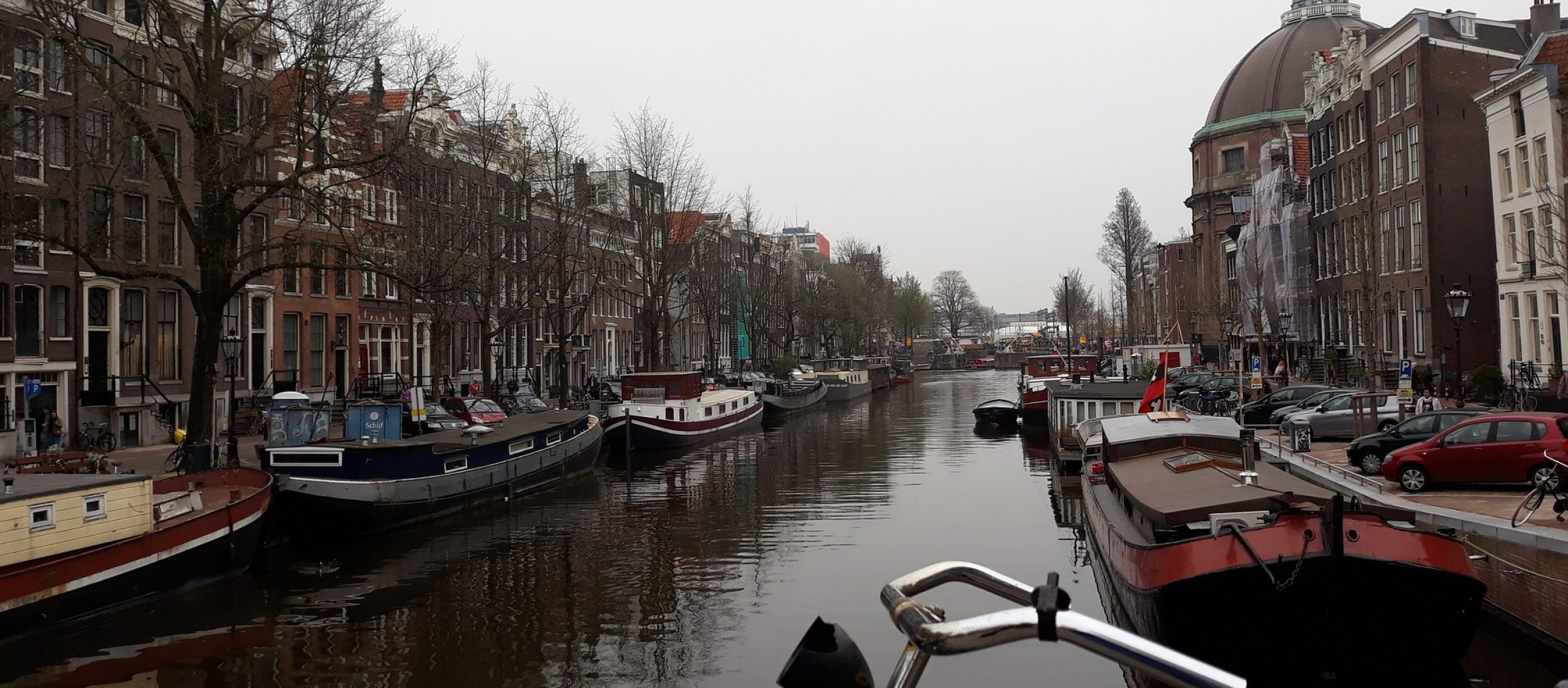 Barka mieszkalna. Wymysł czy alternatywa dla tradycyjnych nieruchomości?