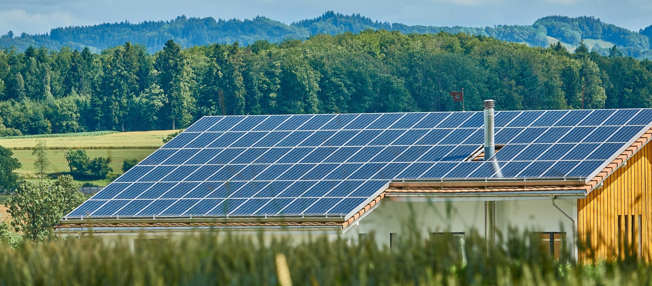 Instalacja fotowoltaiczna. Dlaczego warto zainwestować?