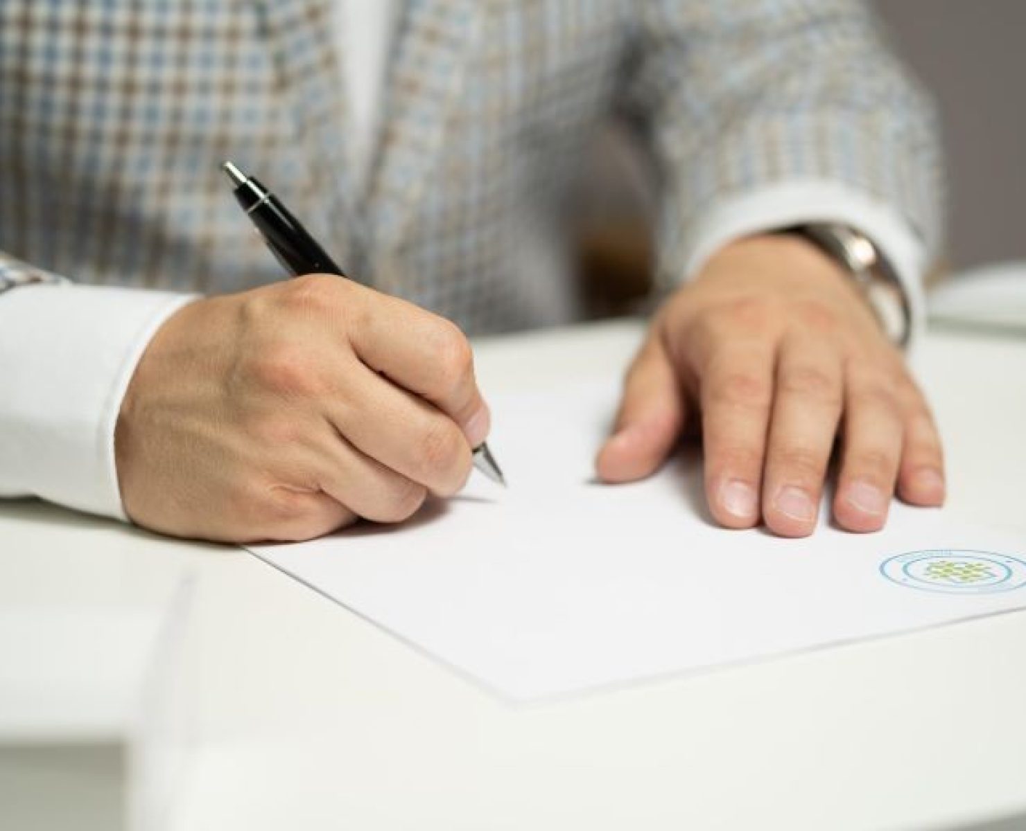 Wniosek o wykreślenie hipoteki z ksiąg wieczystych – opłaty i czas trwania